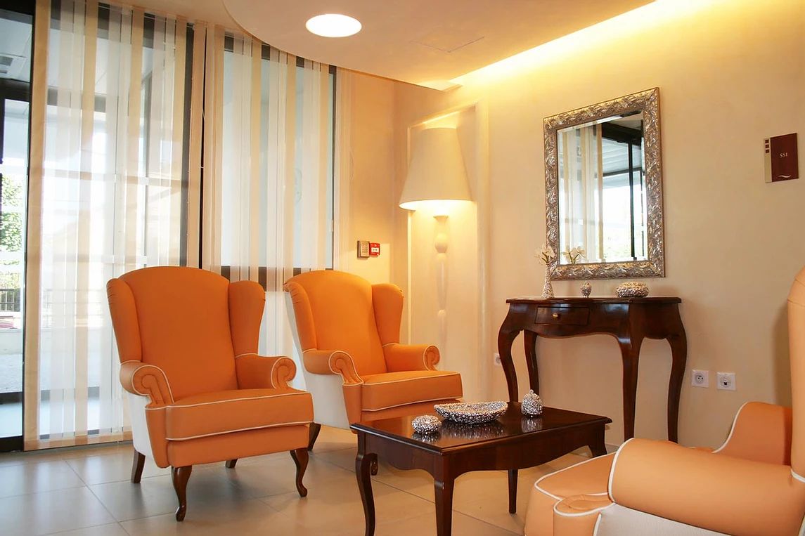 HALL INGRESSO STRUTTURE SANITARIE (3)